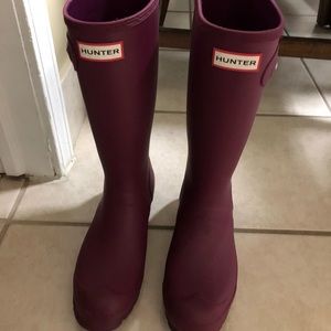 Eggplant Hunter boots!!
